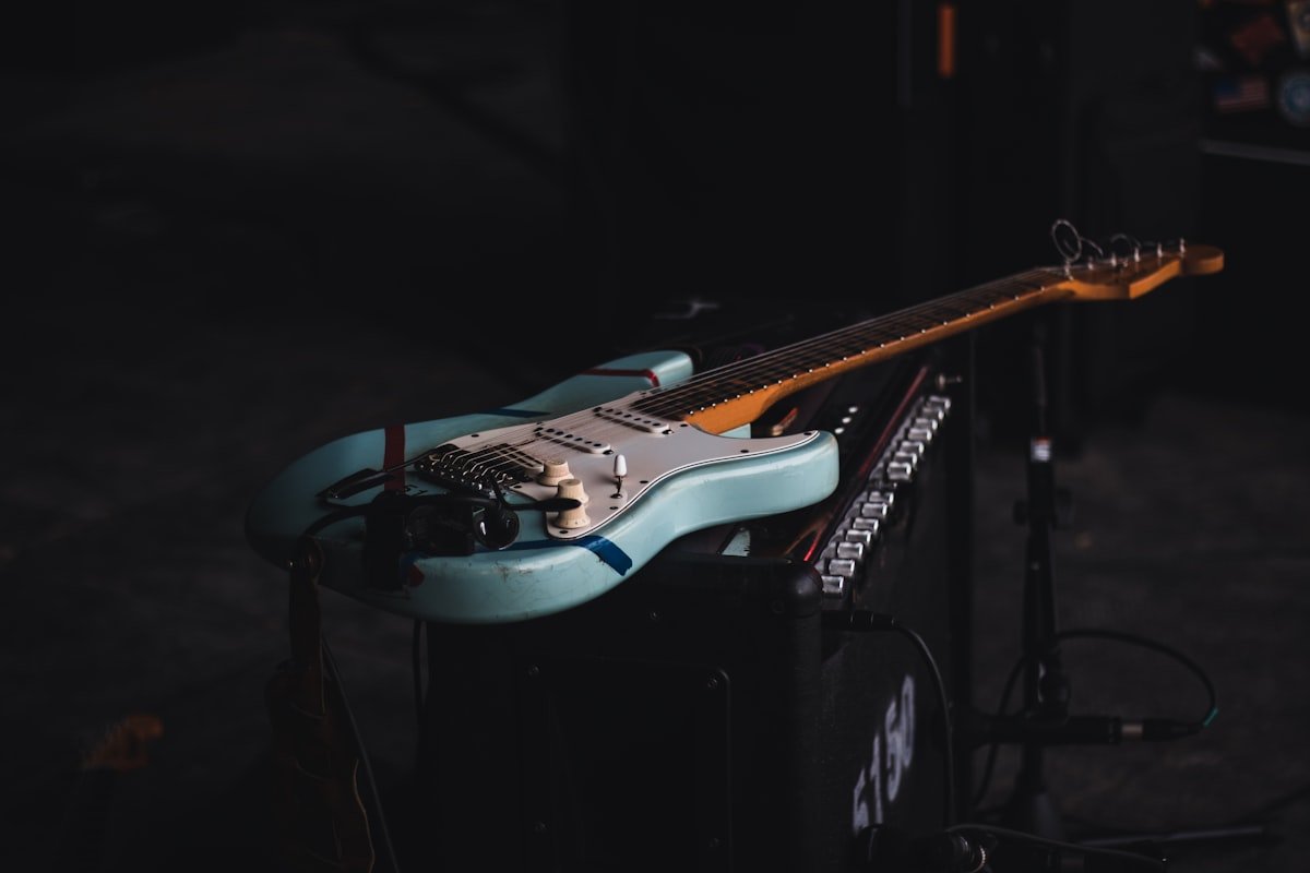 Fender Player Stratocaster HSS 电吉他