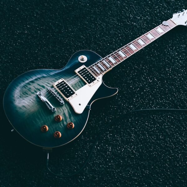 Taylor Academy 10e 电箱木吉他